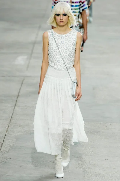 Look 62
